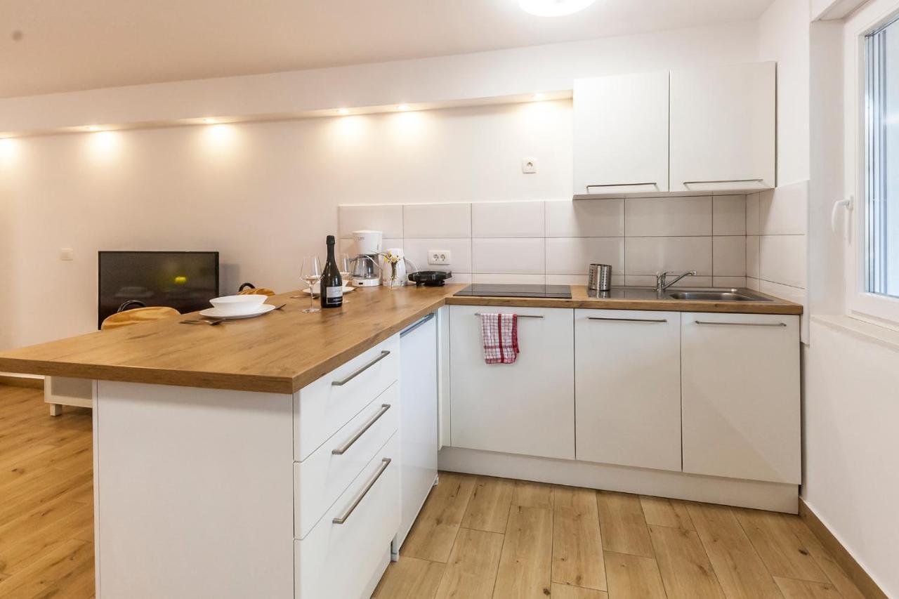 Studio & Apartment 'The Roots Apartments' Near Pula, Istria, Croatia ภายนอก รูปภาพ